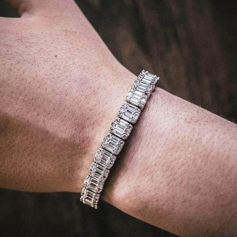 New 8MM Iced Out Bracelet Square Charm Cubic Zirconia Hiphop Gold Silver Color CZ Bracelets Bling Bling Mens Fashion Jewelry
New 8MM Iced Out Bracelet Square Charm Cubic Zirconia Hiphop Gold Silver Color CZ Bracelets Bling Bling Mens Fashion Jewelry