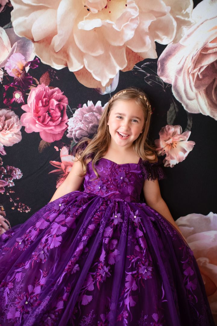 2021 Purple Girl's Pageant Dresses Lace Appliques Beaded Girls Birthday Party Gowns Custom Made Flower Girl Dress