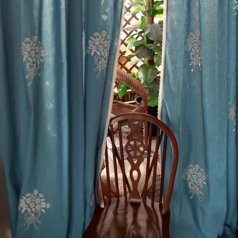 Retro Blue Cotton Linen Hollow Bow-knot Bouquet Embroidered Finished Curtain Livingroom/bedroom/Bay window Decorative Curtain
Retro Blue Cotton Linen Hollow Bow-knot Bouquet Embroidered Finished Curtain Livingroom/bedroom/Bay window Decorative Curtain