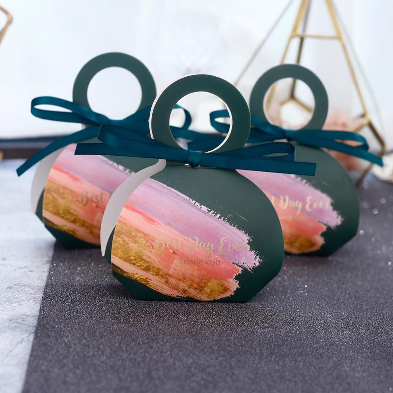 50pcs personality Multicolor Wedding Favors With ribbon Candy Box Portable paper box cookie Christmas Party Gift Boxes Supp
50pcs personality Multicolor Wedding Favors With ribbon Candy Box Portable paper box cookie Christmas Party Gift Boxes Supp
