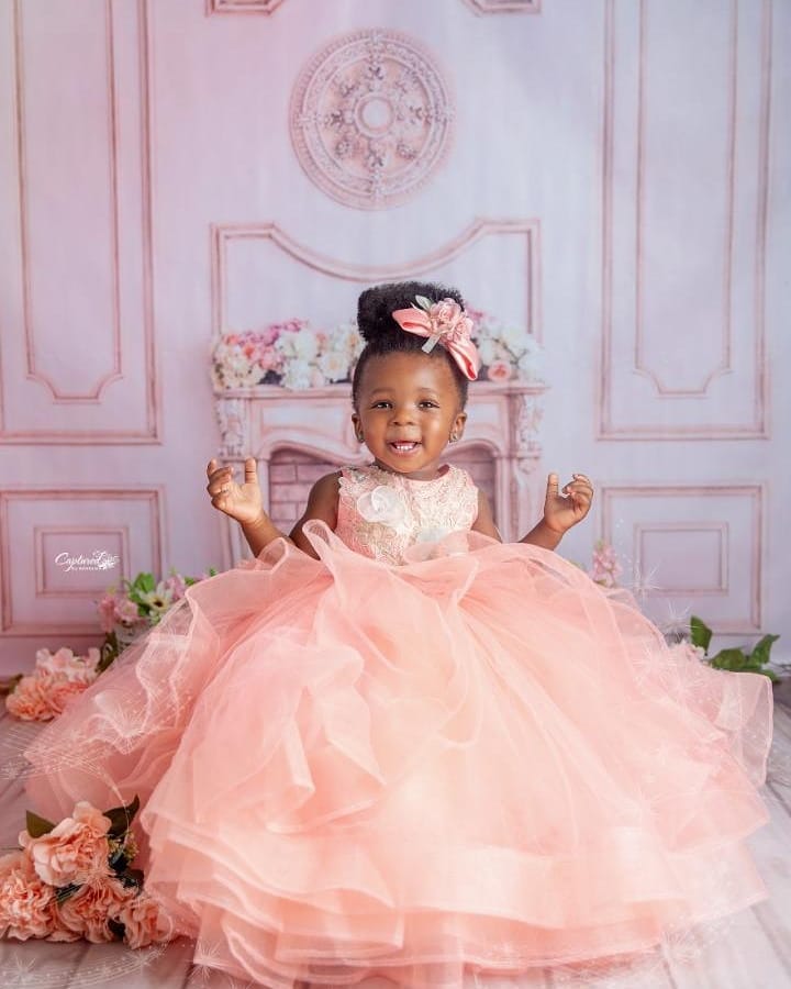 pink lace flower girl dresses ball gown tiers little girl wedding dresses cheap communion pageant dresses gowns zj616
