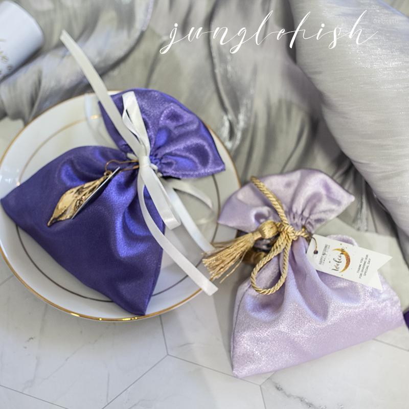 Purple Tie Drawstring Wedding Banquet Sugar Box Shiny Cloth Bag Party Favors Wedding Decor Candy Jewelry Storage Bags 10pcs1
Purple Tie Drawstring Wedding Banquet Sugar Box Shiny Cloth Bag Party Favors Wedding Decor Candy Jewelry Storage Bags 10pcs1