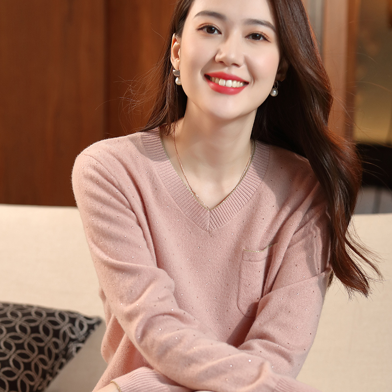 2021 High quality Women's Blouses Pullovers 100% Pure Wool Mesh Jumpers New Winter V-heavy Ladies'hot Clothing ICD8, Black
2021 High quality Women's Blouses Pullovers 100% Pure Wool Mesh Jumpers New Winter V-heavy Ladies'hot Clothing ICD8, Black