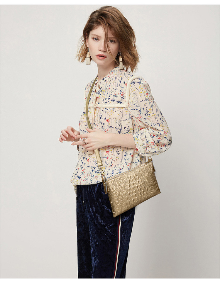 HBP 2021SS Women's Handbag Fashion Bags New Alligator Handbags Luxurys Style High Street Element Female Lady SholderBags 3-Color Available, White
HBP 2021SS Women's Handbag Fashion Bags New Alligator Handbags Luxurys Style High Street Element Female Lady SholderBags 3-Color Available, White
