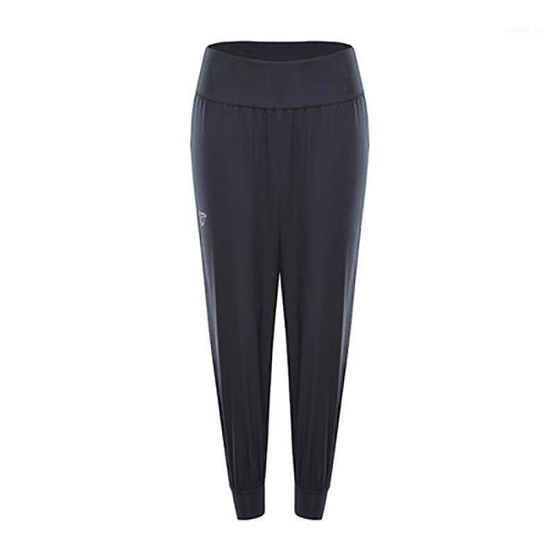 Woman Quick-Drying Yoga Breathable Trousers Gym Workout Outdoor Print Tight-fitting Strtch Sports Pants J V1, Black
Woman Quick-Drying Yoga Breathable Trousers Gym Workout Outdoor Print Tight-fitting Strtch Sports Pants J V1, Black