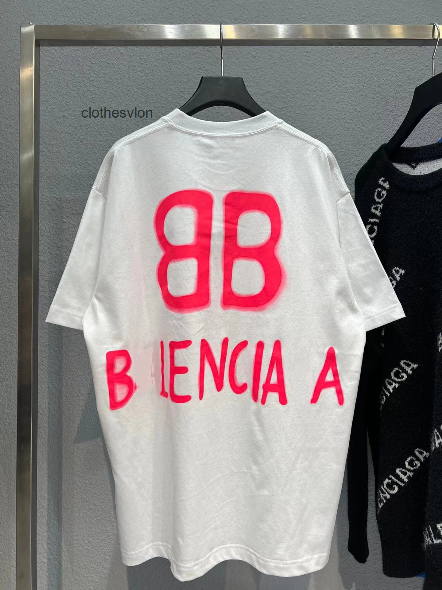 2022 Designer T-shirts Hoodies Balencaigas b Printing Paris Back Bb Graffiti Short Sleeve White
2022 Designer T-shirts Hoodies Balencaigas b Printing Paris Back Bb Graffiti Short Sleeve White