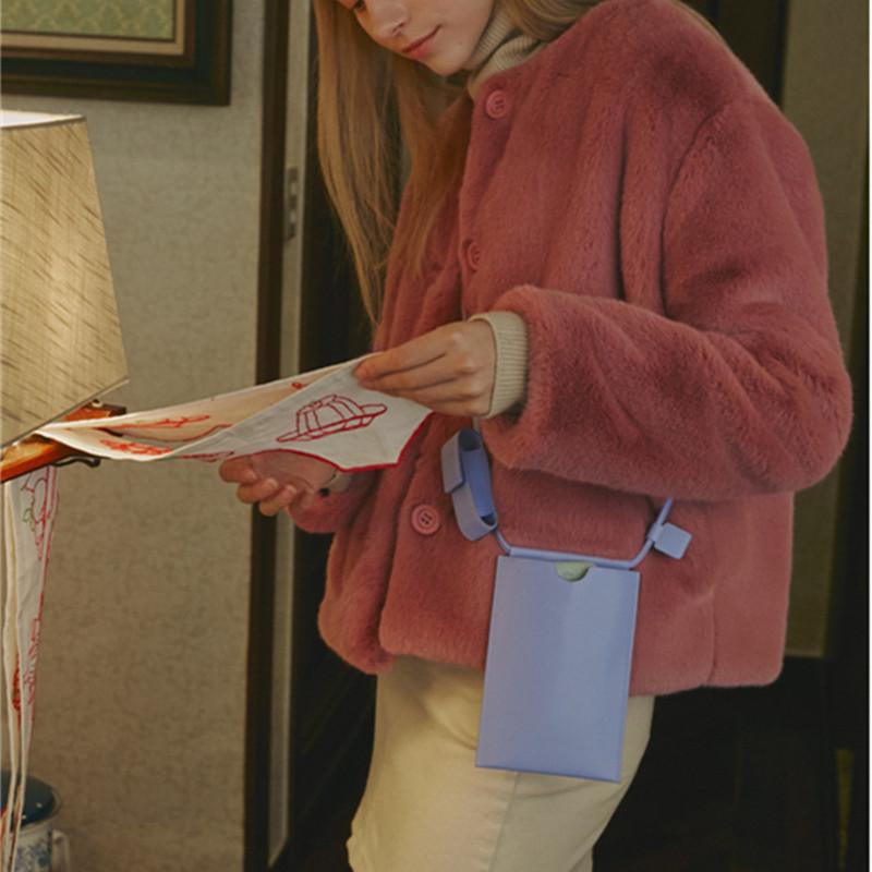 Fashion Mini Crossbody Bags For Women Solid Color Mobile Phone Shoulder Bags Casual Compact Purses Ladies Lipstick Key Bag 2021, Black
Fashion Mini Crossbody Bags For Women Solid Color Mobile Phone Shoulder Bags Casual Compact Purses Ladies Lipstick Key Bag 2021, Black