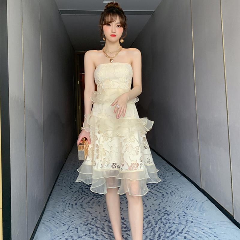 2020 Off the Shoulder Strapless Sexy Dress Summer High-end Women Vacation Dress Patchwork Ruffles Party Evening Vestidos, Beige
2020 Off the Shoulder Strapless Sexy Dress Summer High-end Women Vacation Dress Patchwork Ruffles Party Evening Vestidos, Beige