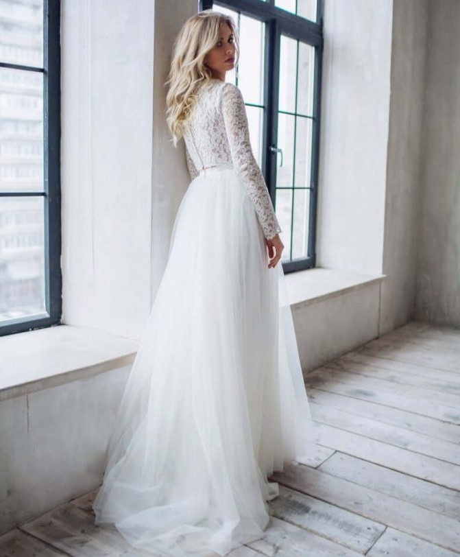 Sexy Ivory Country Boho Wedding Dresses Bridal Gowns A Line Illusion Tops Lace Long Sleeve Side Slits Beach Bride Dress Plus Size