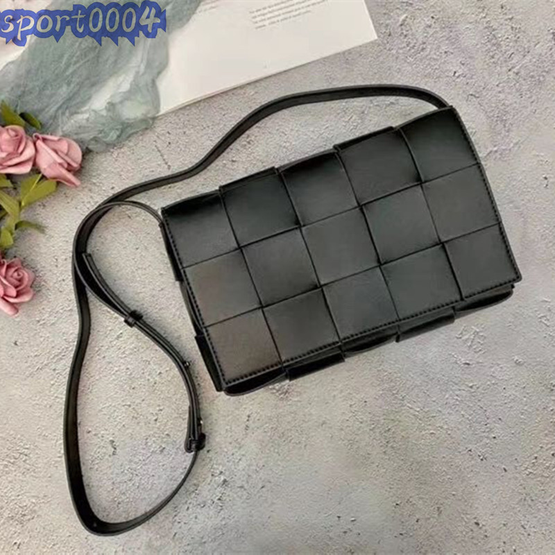 Hot sale Cowhide Chain braid Genuine Leather Shoulder Bag bags for women 2020 luxury handbags women bags designer Women Messenger Bag, See chart 1
Hot sale Cowhide Chain braid Genuine Leather Shoulder Bag bags for women 2020 luxury handbags women bags designer Women Messenger Bag, See chart 1