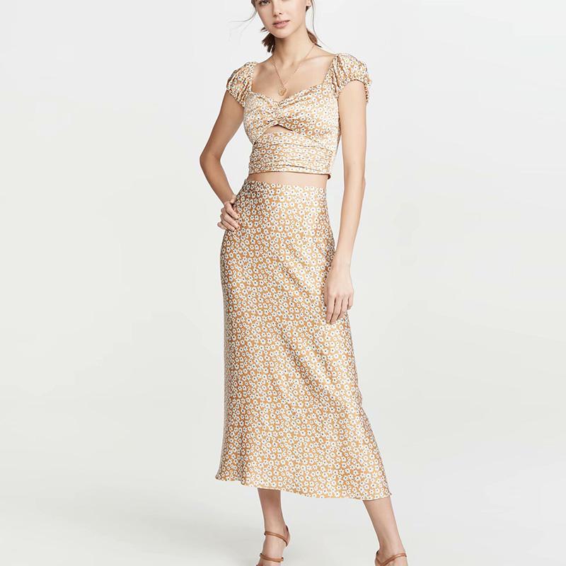 spring summer new women' skirt high waist Retro Flower printed long casual elegant chiffon A-line skirt, Yellow
spring summer new women' skirt high waist Retro Flower printed long casual elegant chiffon A-line skirt, Yellow