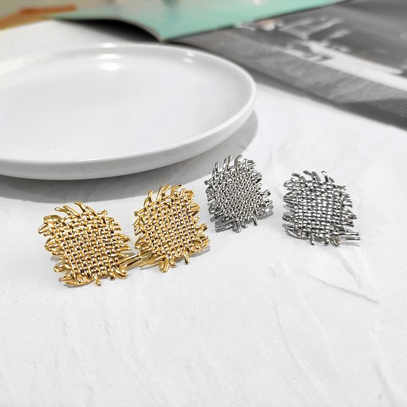 Stud Peri'sBox Large Wide Weave Earrings Simple Straw Flat Vintage Textured Unusual For Women Jewelry 2021
Stud Peri'sBox Large Wide Weave Earrings Simple Straw Flat Vintage Textured Unusual For Women Jewelry 2021