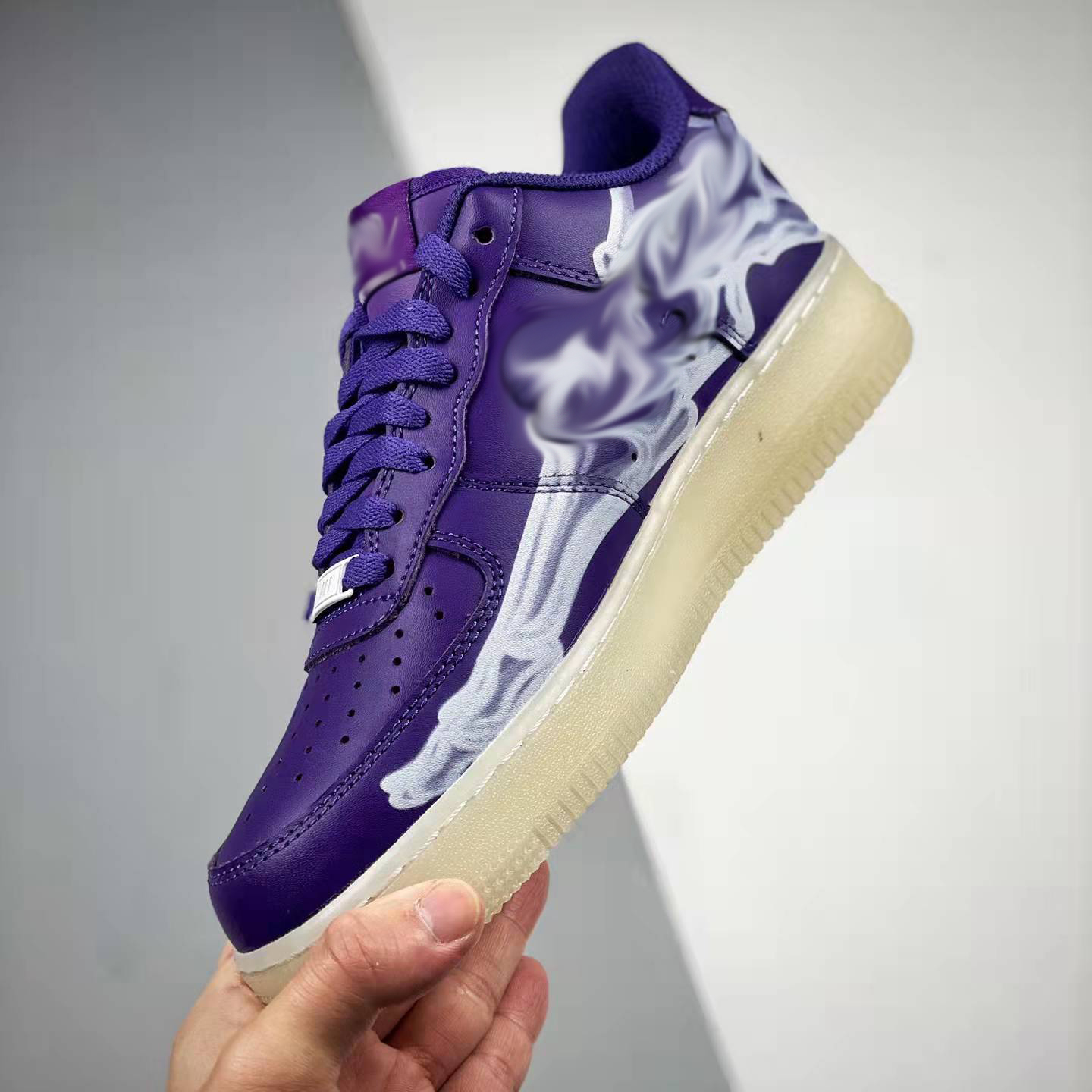 NEW Authentic Forceds Halloween 1 07 QS Purple Skeleton Shoes Women Men Casual Sports Shoes Outdoor Sneakers CU8067, Box
NEW Authentic Forceds Halloween 1 07 QS Purple Skeleton Shoes Women Men Casual Sports Shoes Outdoor Sneakers CU8067, Box