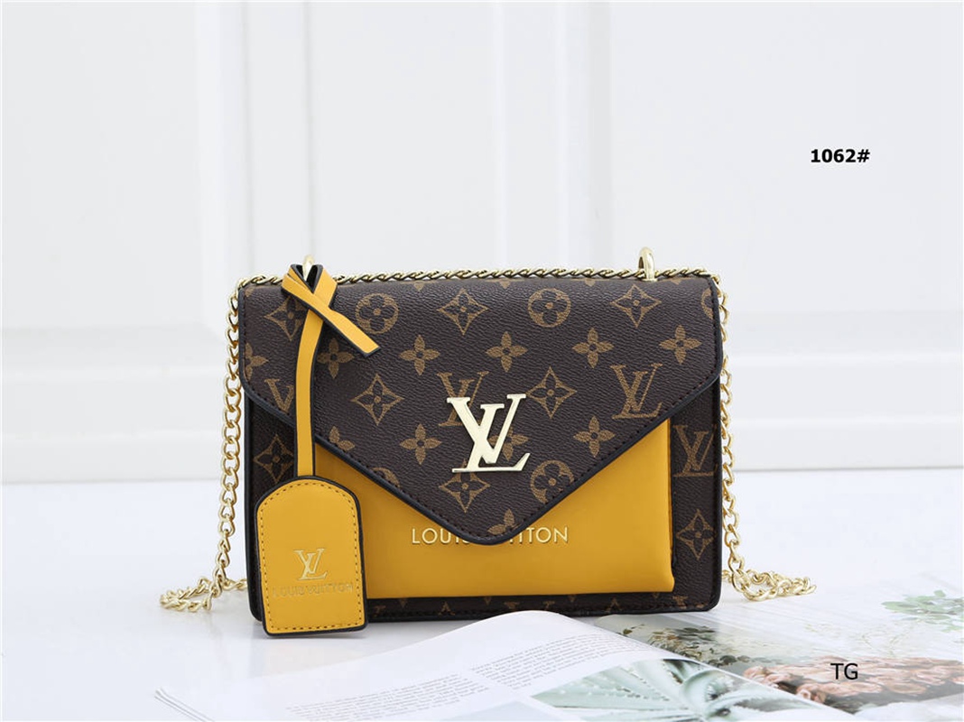 Cross Handbag Luxurys Quality Designers Shoulder Ladies Shoulder Brand Latest Shopping Chain High Bag 1062 Body Bag Free Handbags Smqtx, Red
Cross Handbag Luxurys Quality Designers Shoulder Ladies Shoulder Brand Latest Shopping Chain High Bag 1062 Body Bag Free Handbags Smqtx, Red