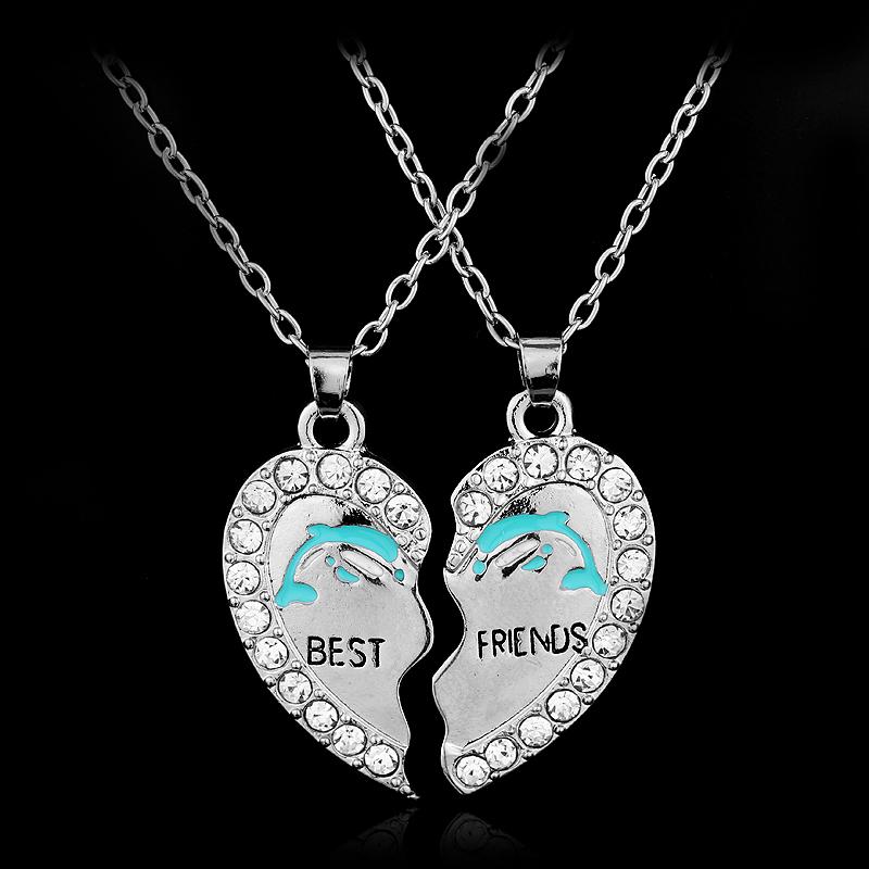 Pendant Necklaces 2 Pieces Split Heart Couple Friend Letter Cute Dolphin Engraved Crystal Friendship Necklace
Pendant Necklaces 2 Pieces Split Heart Couple Friend Letter Cute Dolphin Engraved Crystal Friendship Necklace