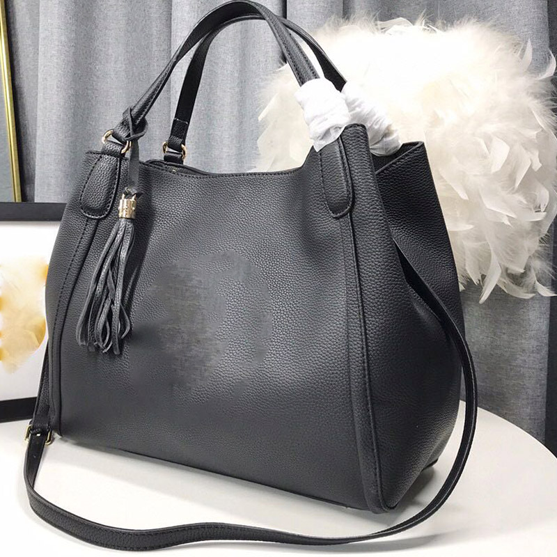 famous name handbag large designers bags leather Lether decoration 3 colours Interior Zipper Pocket women luxurys designers bags 2020 bags
famous name handbag large designers bags leather Lether decoration 3 colours Interior Zipper Pocket women luxurys designers bags 2020 bags