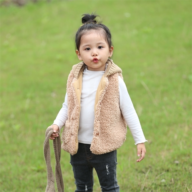Baby Girls & Boys Winter Vests Hooded Toddler Fleece Vest Autumn Outerwear Clothes Children Warm Vests For Girls 1-5 Years 201106, White scarf 70x11cm
Baby Girls & Boys Winter Vests Hooded Toddler Fleece Vest Autumn Outerwear Clothes Children Warm Vests For Girls 1-5 Years 201106, White scarf 70x11cm