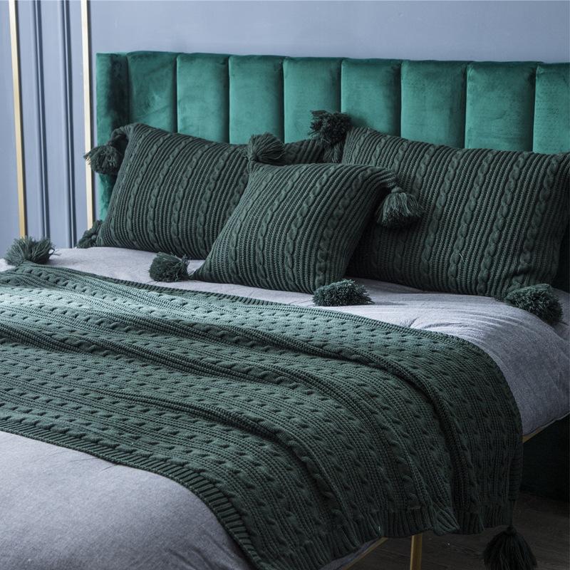 Nordic Sofa Throw Blanket Simple Office Nap Shawl Knitted Casual Air Conditioning Blankets for Airplane Travel Pillowcase Decor
Nordic Sofa Throw Blanket Simple Office Nap Shawl Knitted Casual Air Conditioning Blankets for Airplane Travel Pillowcase Decor