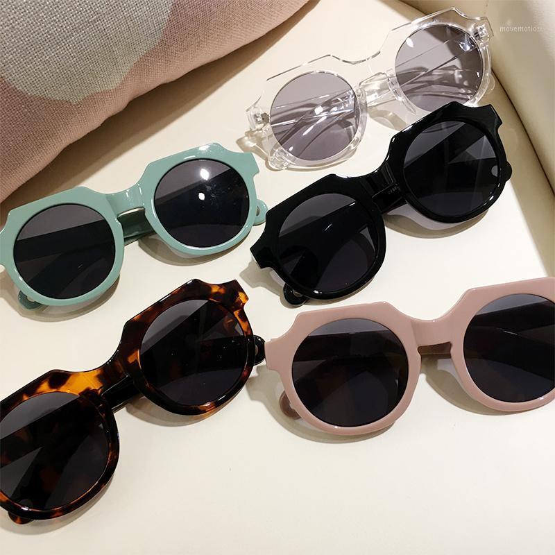 MS Women Sunglasses 2020 Luxury Decoration Classic Eyewear Female Sunglasses Original Brand Designer Sun Glasses Fashion UV4001
MS Women Sunglasses 2020 Luxury Decoration Classic Eyewear Female Sunglasses Original Brand Designer Sun Glasses Fashion UV4001