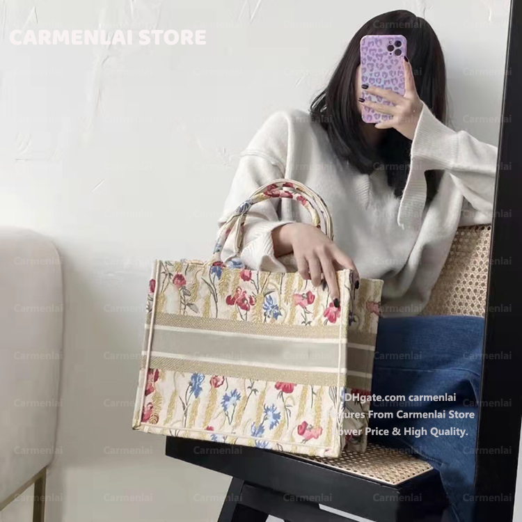 Large Tote Designer Bags Handbag Women Luxurys Designers Purses Large-capacity Handbags Paris Top Quality Fashion Handmade Embroidery Travel
Large Tote Designer Bags Handbag Women Luxurys Designers Purses Large-capacity Handbags Paris Top Quality Fashion Handmade Embroidery Travel