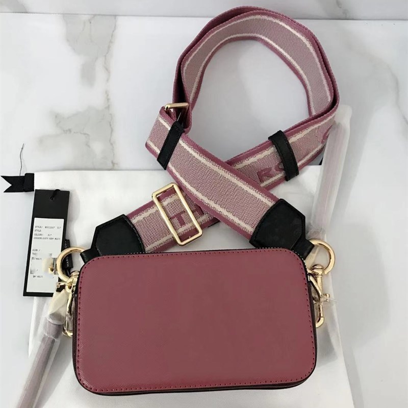 New Snapshot Camera Crossbody Bags Shoulder Bags Ladies Luxury High Quality Handbags Designer Famous Brand Bag For Women 2020 C0121
New Snapshot Camera Crossbody Bags Shoulder Bags Ladies Luxury High Quality Handbags Designer Famous Brand Bag For Women 2020 C0121