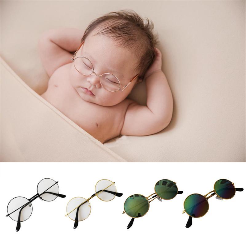 Newborn Baby Boy Girl Flat Glasses Photography Props Gentleman Studio Shoot Kids Eye Glasses Frame
Newborn Baby Boy Girl Flat Glasses Photography Props Gentleman Studio Shoot Kids Eye Glasses Frame