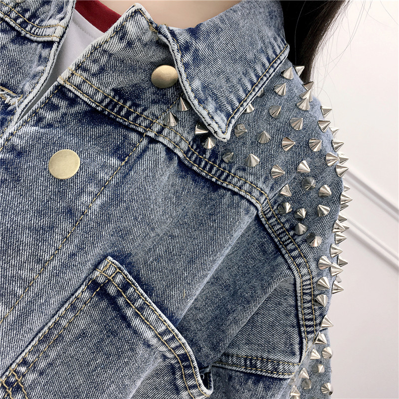 Retro Women's Denim Jacket With Rivet 2019 Spring Streetwear Long Sleeve Pockets Ladies Jean Jackets Loose Short Outwear Femme T200319