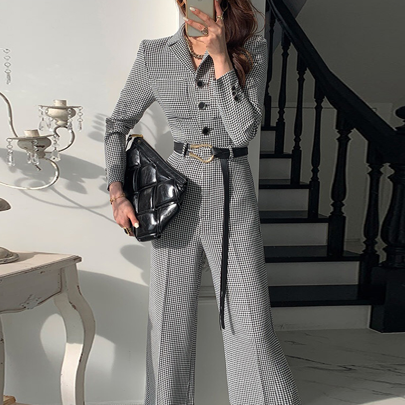 2021 New Classy Girl Monkey Wedged Thouandtooth Glue Three Adjusting Buttons Lanes Wide Leg Coveralls Spring 8KGO, Black
2021 New Classy Girl Monkey Wedged Thouandtooth Glue Three Adjusting Buttons Lanes Wide Leg Coveralls Spring 8KGO, Black