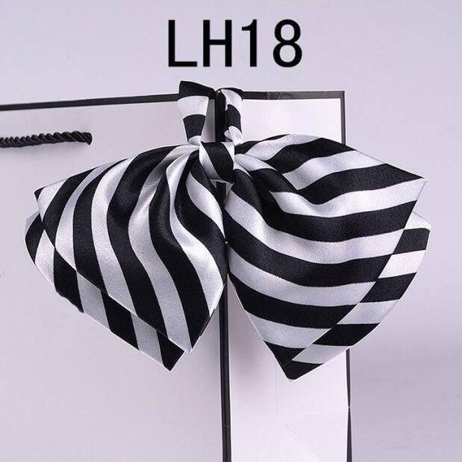 2020 Hot Sale Bow Tie For Women High School Girl Student Uniform Formal Suit Accessories Cravat Butterfly Knot Striped Black
2020 Hot Sale Bow Tie For Women High School Girl Student Uniform Formal Suit Accessories Cravat Butterfly Knot Striped Black