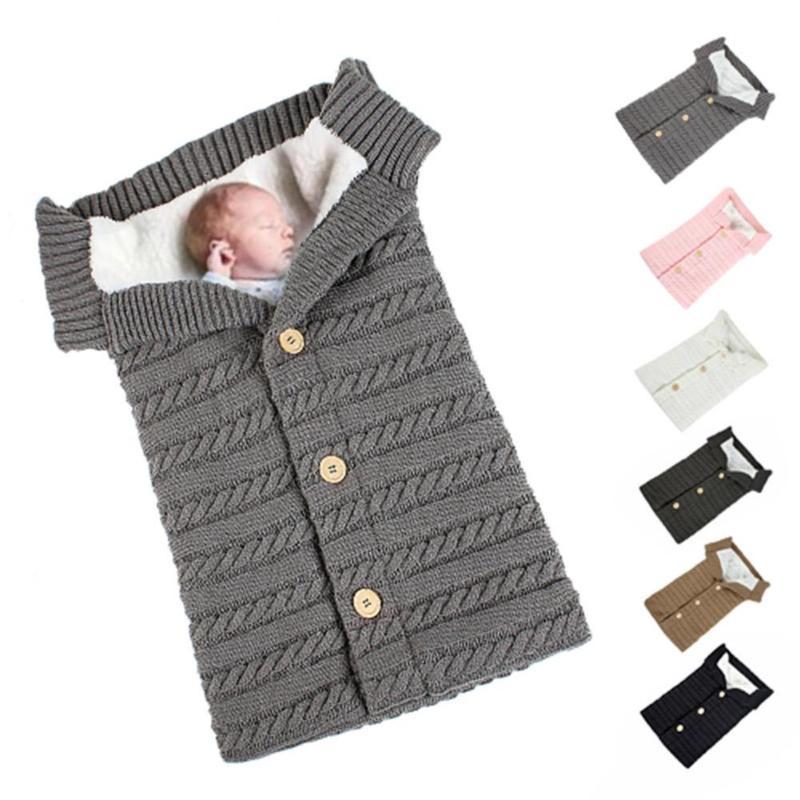 Solid Color Knitting Sleeping Bags Acrylic Fibres Imitation Lamb Velvet Button Baby Blanket Winter Warm Swaddle
Solid Color Knitting Sleeping Bags Acrylic Fibres Imitation Lamb Velvet Button Baby Blanket Winter Warm Swaddle