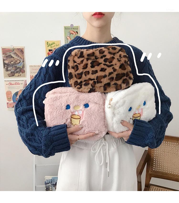 Plush Leopard Cosmetic Bag Korea Ins Cartoon Large Capacity Women Clutch Makeup Toiletry Storage Pouch Handbag Girls Cute Gift1
Plush Leopard Cosmetic Bag Korea Ins Cartoon Large Capacity Women Clutch Makeup Toiletry Storage Pouch Handbag Girls Cute Gift1