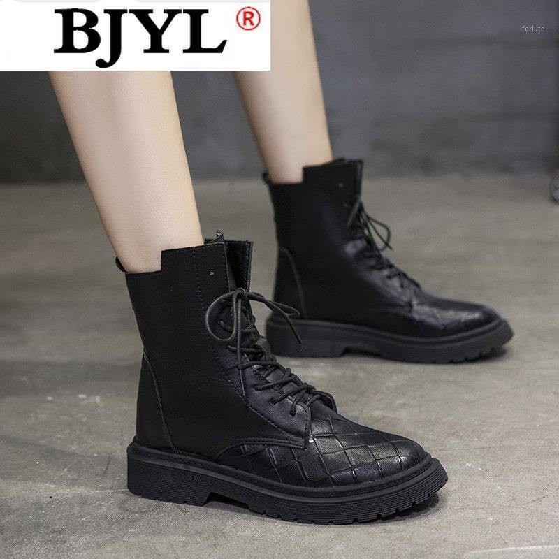 2020 New Winter Women Boots Fashion Zipper Casual PU Women Boots Round Toe Low Heel Lace-up Warm Women's Ankle Botas Mujer1, Black
2020 New Winter Women Boots Fashion Zipper Casual PU Women Boots Round Toe Low Heel Lace-up Warm Women's Ankle Botas Mujer1, Black