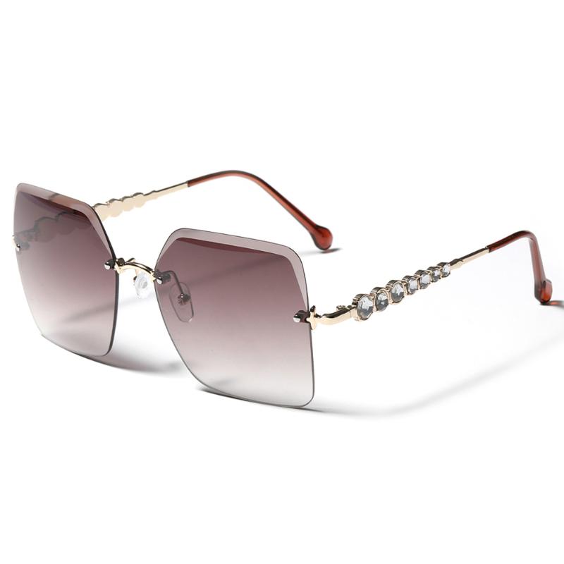 Veshion Rimless Glasses for Women Retro Style Big Frame Sunglasses Uv400 Rhinestones Decoration Metal Gold Tinted Lens 2021
Veshion Rimless Glasses for Women Retro Style Big Frame Sunglasses Uv400 Rhinestones Decoration Metal Gold Tinted Lens 2021