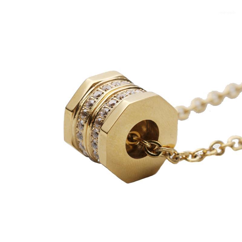 gold necklace for women stainless steel chain necklace Zircon friendship necklaces fashion jewelry on the neck gifts for male1
gold necklace for women stainless steel chain necklace Zircon friendship necklaces fashion jewelry on the neck gifts for male1