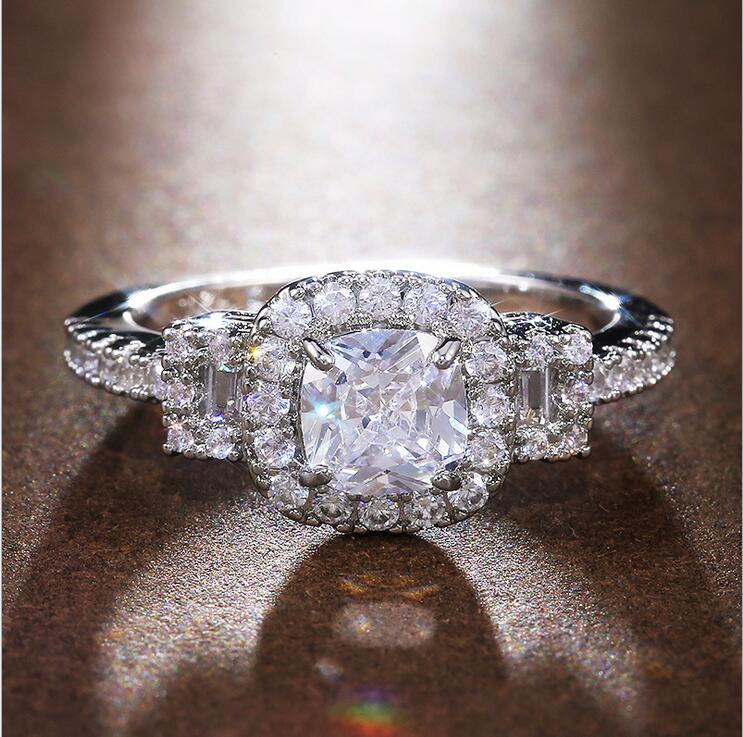Sparkling Vintage Jewelry 925 Sterling Silver Cushion Shape Cocktail White Topaz CZ Diamond Gemstones Party Women Wedding Band Ring Gift