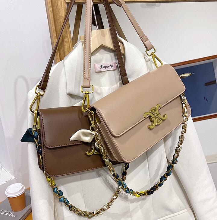 wholesale women bag elegant atmosphere ribbons womenes messenger handbagbag retro leather womens shoulder bags simple joker leathers handbag, Black;red
wholesale women bag elegant atmosphere ribbons womenes messenger handbagbag retro leather womens shoulder bags simple joker leathers handbag, Black;red