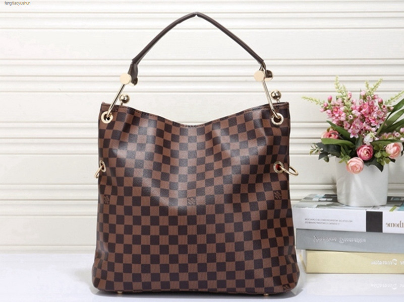 2021 luxurys designers bag Top quality Women handbag ladies Waist bags high quality lady clutch purse shoulder bags 180-7 DZJG, White grid
2021 luxurys designers bag Top quality Women handbag ladies Waist bags high quality lady clutch purse shoulder bags 180-7 DZJG, White grid
