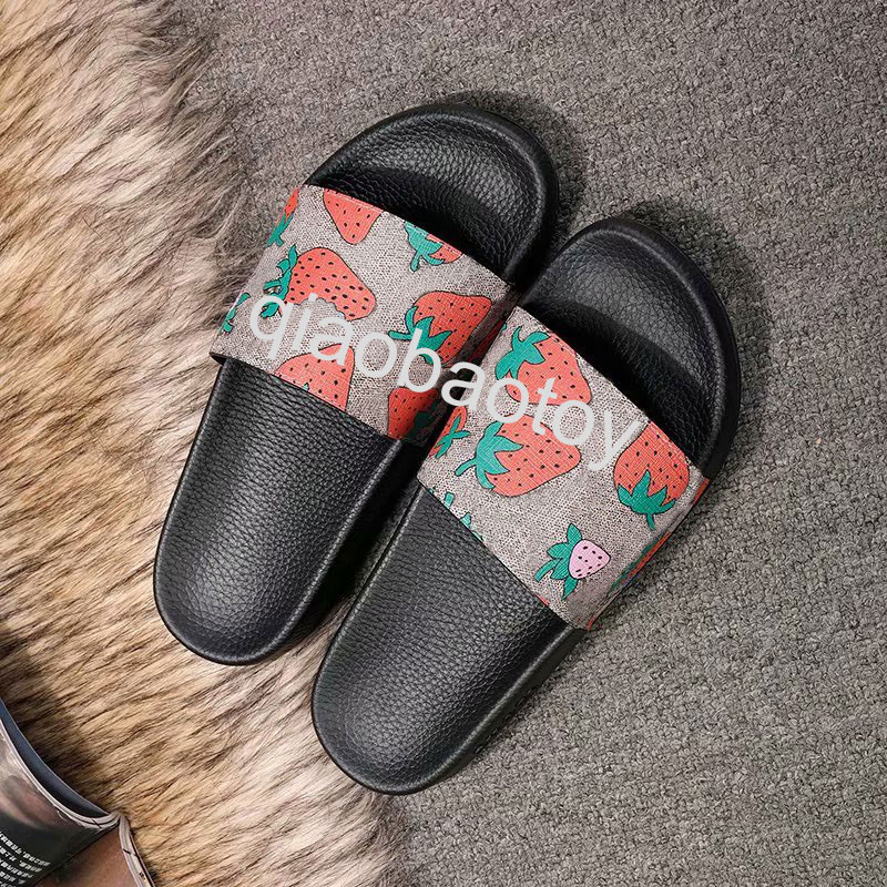 2021 men slippers women ladies Flat platform sandals Rubber slide Floral brocade Gear bottoms flip flops Bee striped Beach causal slipper
2021 men slippers women ladies Flat platform sandals Rubber slide Floral brocade Gear bottoms flip flops Bee striped Beach causal slipper
