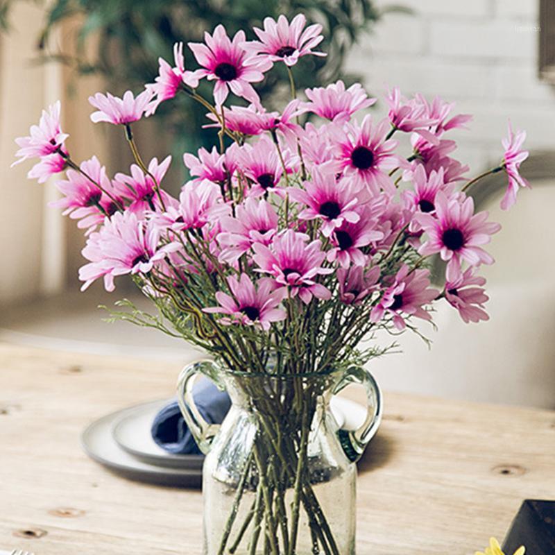 5 Heads/Branch Fake Flowers Artificial Dasiy Flowers Silk Decorative Stamen Small Daisy for Wedding Holding Home Decor1, Purple
5 Heads/Branch Fake Flowers Artificial Dasiy Flowers Silk Decorative Stamen Small Daisy for Wedding Holding Home Decor1, Purple
