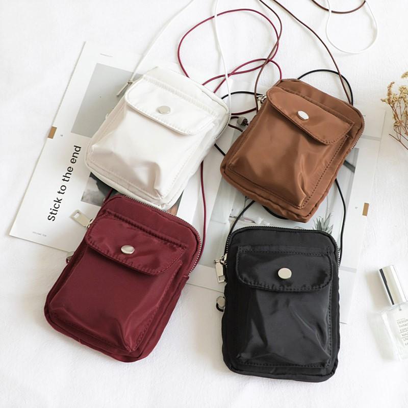 Fashion Oxford Cloth Mini Crossbody Bags For Ladies Casual Mobile Phone Bag Summer Shoulder Bags Mini Women Card Bag Purese New, Black
Fashion Oxford Cloth Mini Crossbody Bags For Ladies Casual Mobile Phone Bag Summer Shoulder Bags Mini Women Card Bag Purese New, Black