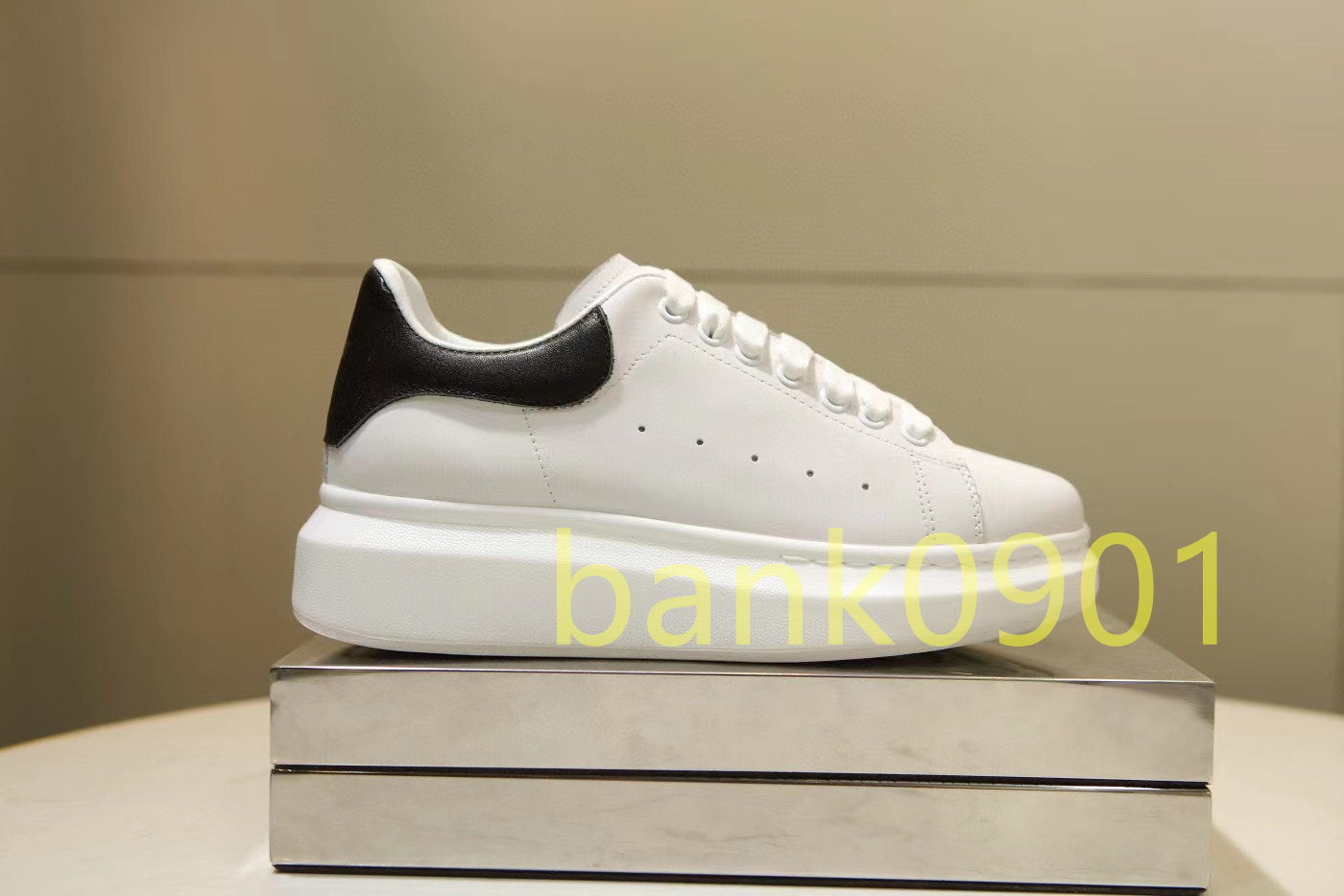 genuine leather designer shoe Man Woman Casual Shoes Low Top Shoes Real Cowhide Waterproof Breathable Distribution Dust Bag Cards more style, Chose picture
genuine leather designer shoe Man Woman Casual Shoes Low Top Shoes Real Cowhide Waterproof Breathable Distribution Dust Bag Cards more style, Chose picture