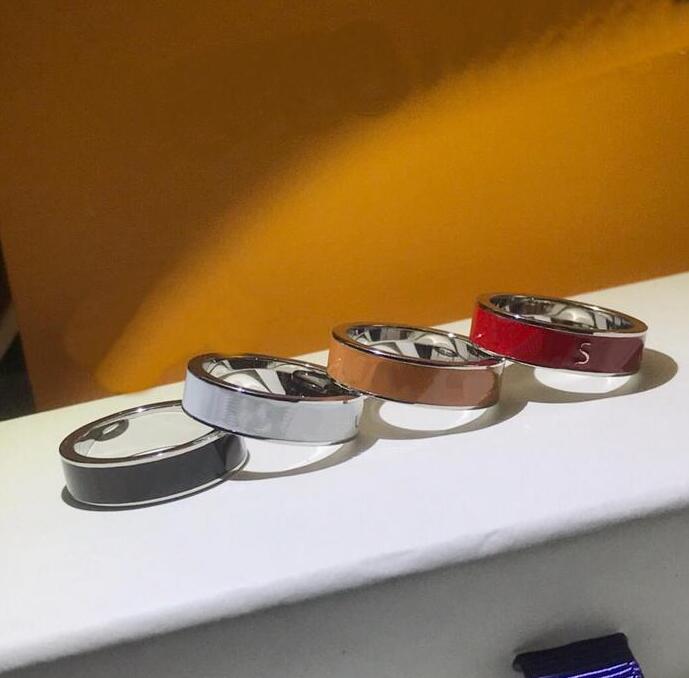 Designer Unisex Punk Style Men Lady Women Titanium steel Engraved V Initials Four Color Rose Gold Enamel Lovers Rings Size 6-11 
Designer Unisex Punk Style Men Lady Women Titanium steel Engraved V Initials Four Color Rose Gold Enamel Lovers Rings Size 6-11