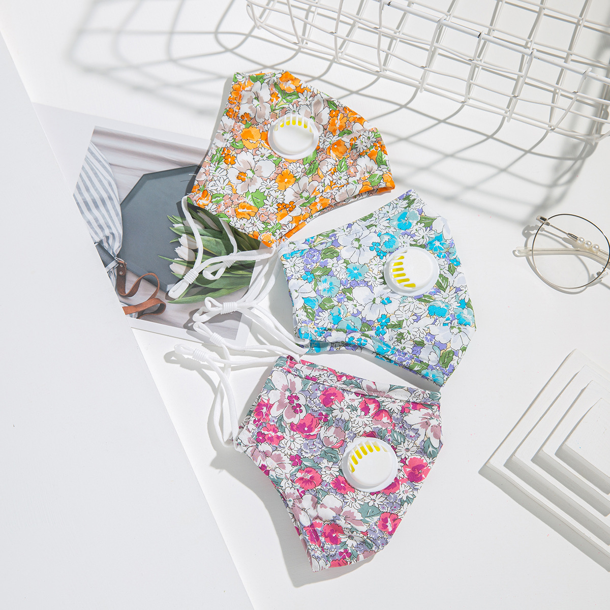 11styles Adult floral printed valve mask can put filter cotton washable ear-hung facial mouth face cover dustproof masks
11styles Adult floral printed valve mask can put filter cotton washable ear-hung facial mouth face cover dustproof masks