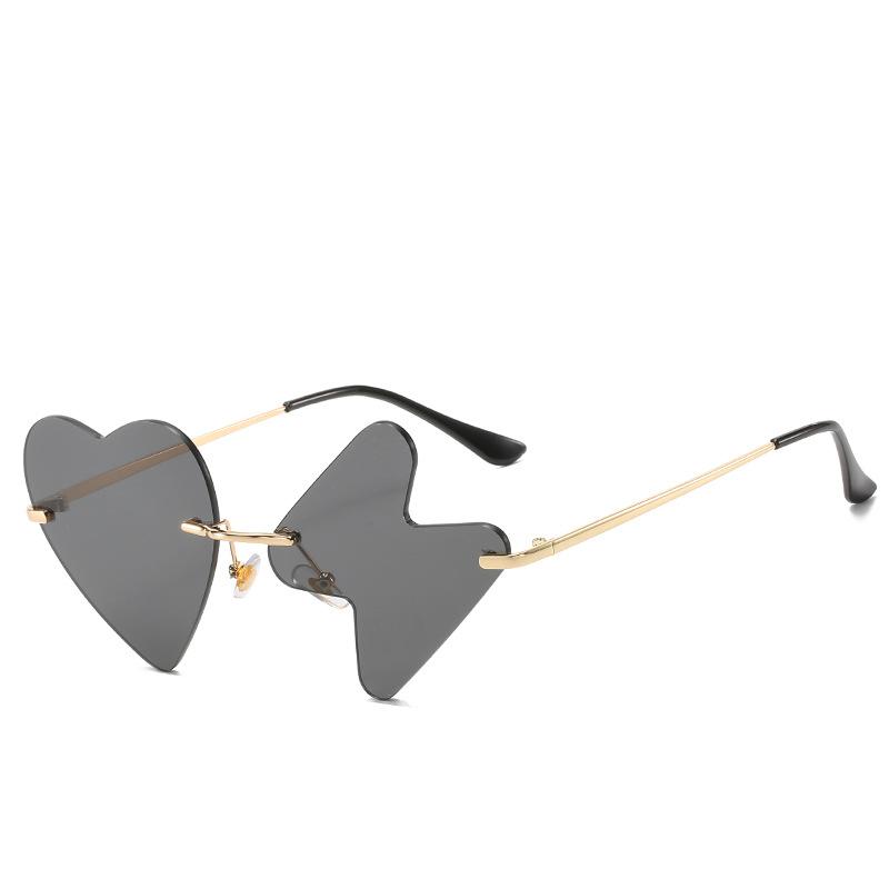 2021 frameless fancy sunglasses ladies metal steampunk frameless irregular love sunglasses men retro small mirror
2021 frameless fancy sunglasses ladies metal steampunk frameless irregular love sunglasses men retro small mirror