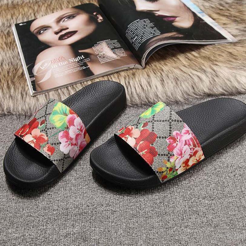 Newset Men Women Sandals Shoes Slippers Thin bottom Pearl Snake Print Slide Summer Wide Flat Sandals Slipper With Box 35-45 GU60 05, #2
Newset Men Women Sandals Shoes Slippers Thin bottom Pearl Snake Print Slide Summer Wide Flat Sandals Slipper With Box 35-45 GU60 05, #2