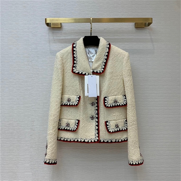 European and American women's wear 2020 winter new style Long sleeve lapel single breasted fashion Fine button tweed coat, Black
European and American women's wear 2020 winter new style Long sleeve lapel single breasted fashion Fine button tweed coat, Black