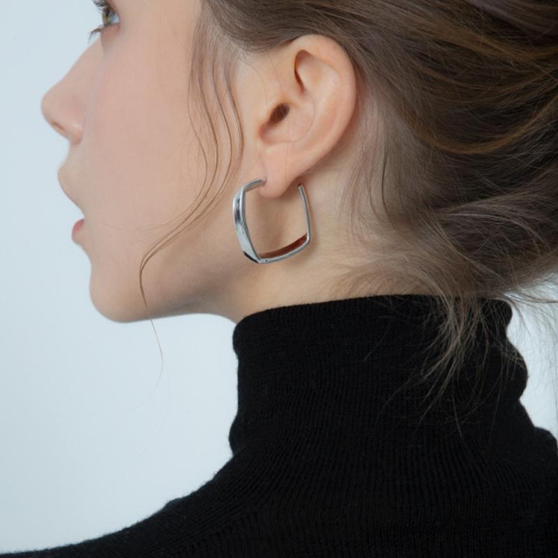 Hoop & Huggie Simple 925 Sterling Silver Earrings For Women Party Birthday Gift Minimalist Geometric Square Earring Accessory Wholesale
Hoop & Huggie Simple 925 Sterling Silver Earrings For Women Party Birthday Gift Minimalist Geometric Square Earring Accessory Wholesale