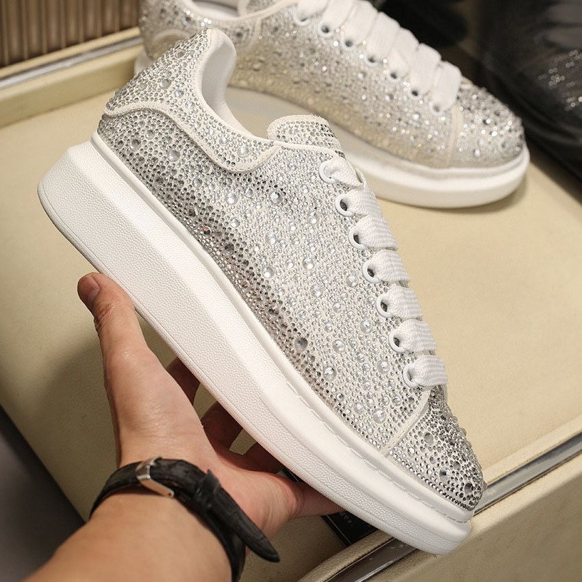 Mens Platform Shoes Cushion Crystal Bottom Women Casual Designer Heightened Jelly Suede Rhinestone Lady Leather Fashion Sneakers, Shown
Mens Platform Shoes Cushion Crystal Bottom Women Casual Designer Heightened Jelly Suede Rhinestone Lady Leather Fashion Sneakers, Shown