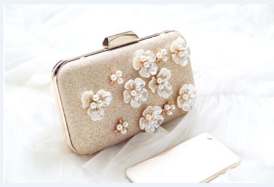 HBP Shiny Circular Diamonds Evening Handbag Women 2021New Luxury Colorful Rhinestone Dinner Clutch ShoulderBag Ladies Wedding Party 04, 01
HBP Shiny Circular Diamonds Evening Handbag Women 2021New Luxury Colorful Rhinestone Dinner Clutch ShoulderBag Ladies Wedding Party 04, 01