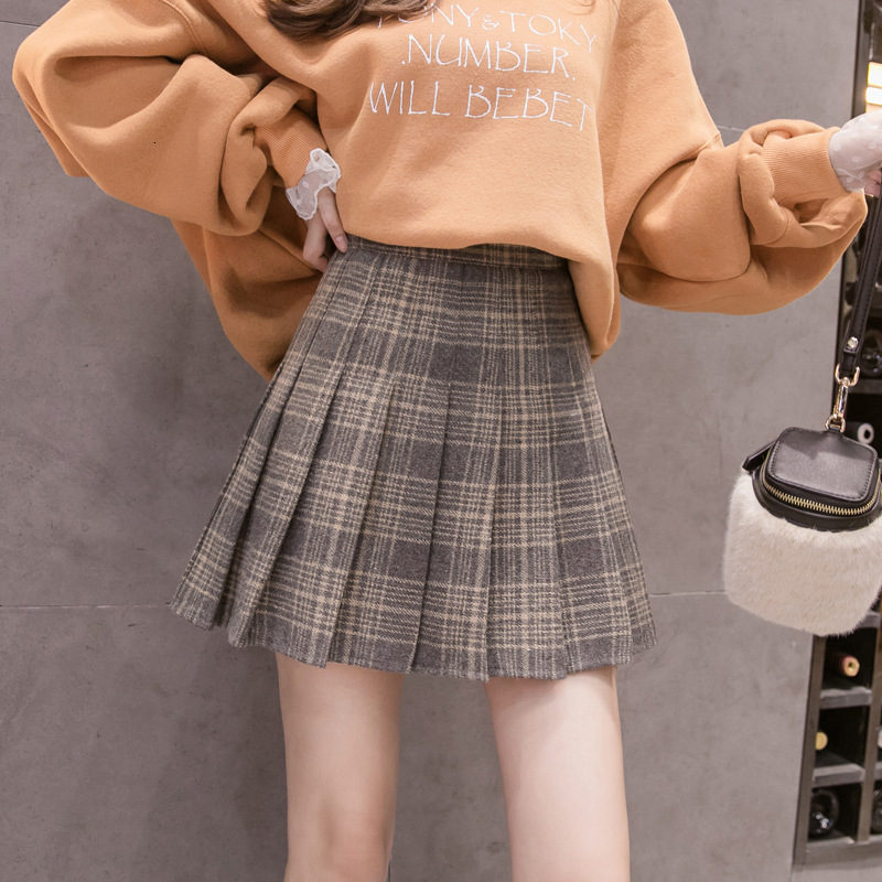 2021 New Women Sexy Winter Wool High Waist Mini Female Pleated Skirts Harajuku Ladies Girls Gray Plaid Skirt J8h9
2021 New Women Sexy Winter Wool High Waist Mini Female Pleated Skirts Harajuku Ladies Girls Gray Plaid Skirt J8h9